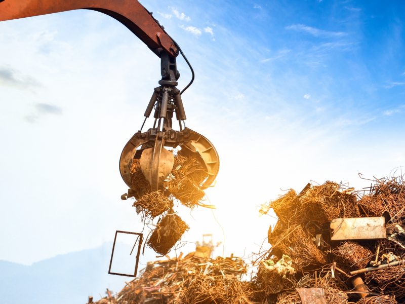 crane-grab-scrap.jpg